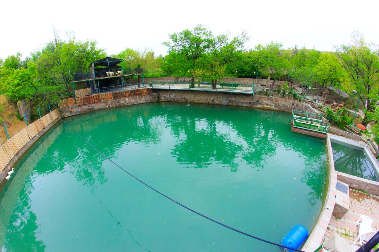 Amiran's Lake Hotel Tbilisi Bagian luar foto