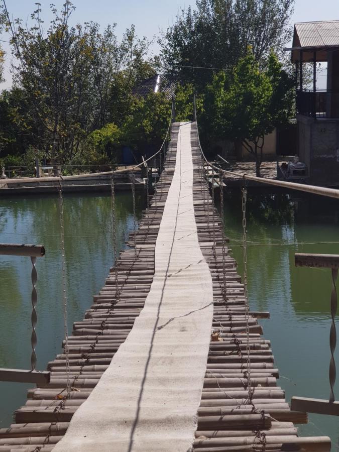 Amiran's Lake Hotel Tbilisi Bagian luar foto